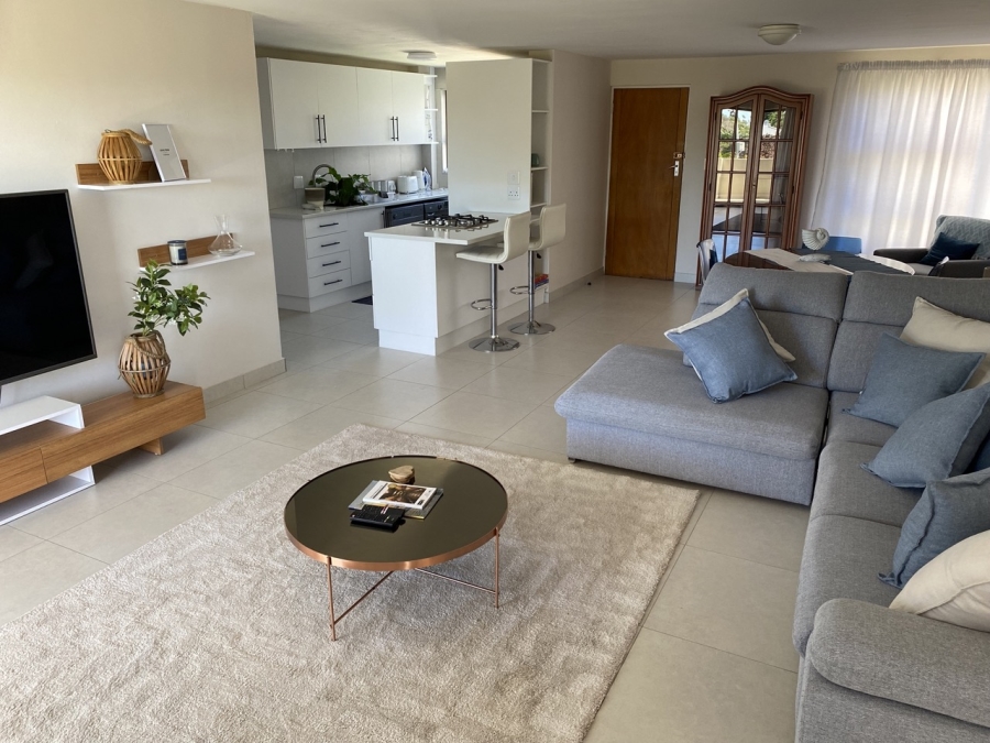 4 Bedroom Property for Sale in Bowtie Western Cape